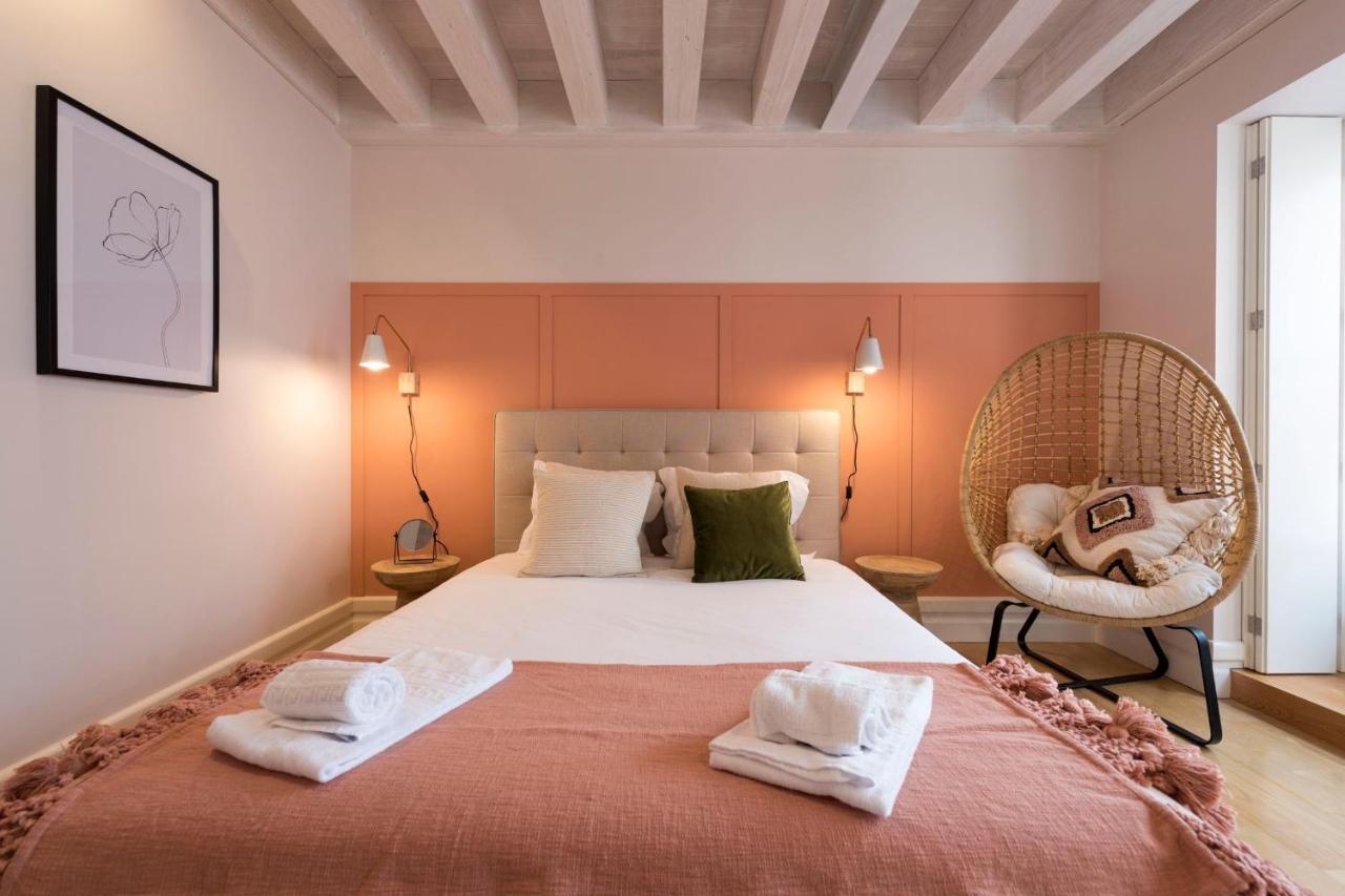 Mouzinho Luxury 3Br Flat L 5 Min Walk To Ribeira By Lovelystay Porto Eksteriør bilde